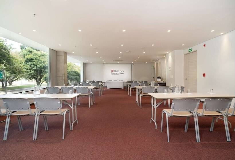 בית מלון כפרי Hilton Garden Inn Cali Ciudad Jardin