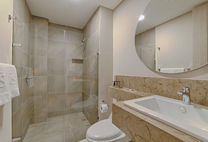 בית מלון כפרי Hilton Garden Inn Cali Ciudad Jardin