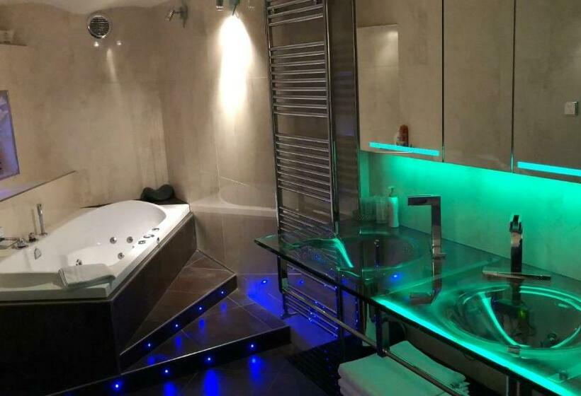 בית מלון כפרי Le Beau Rivage