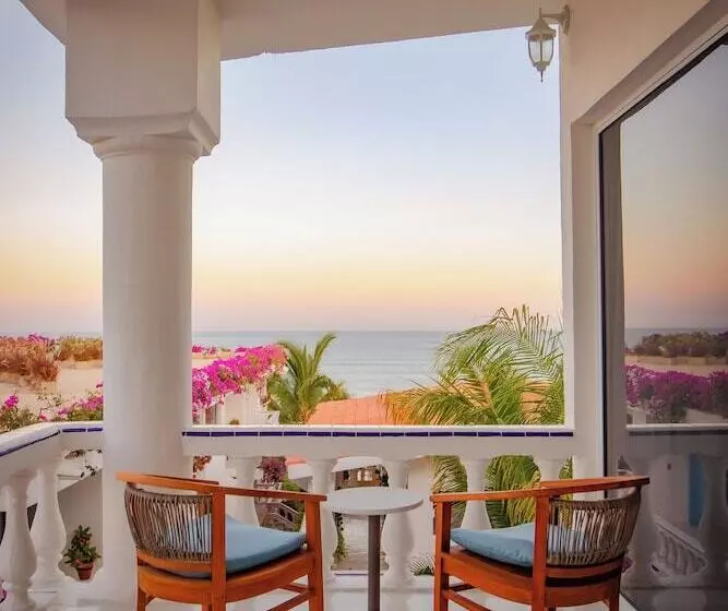 ホテル Mar Del Cabo By Velas Resorts