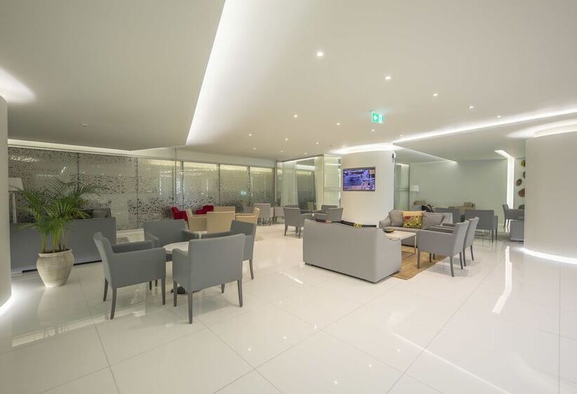 ホテル Meliá Maputo Sky