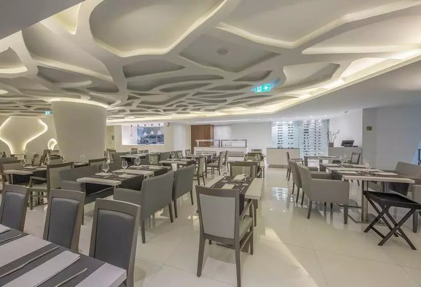 ホテル Meliá Maputo Sky