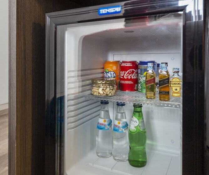 ホテル Meliá Maputo Sky