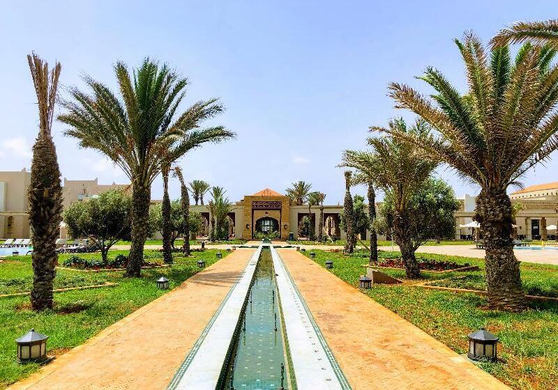 فندق Oasis Saidia Palace & Blue Pearl