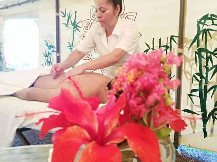 فندق Posada Los Colorines