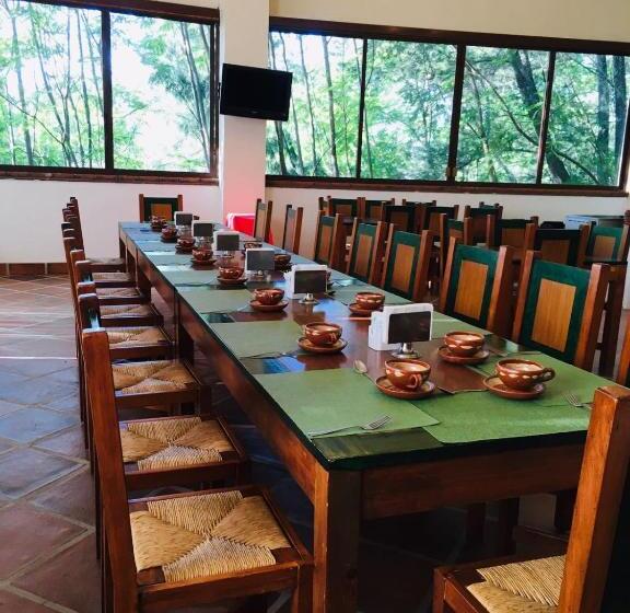 فندق Posada Los Colorines