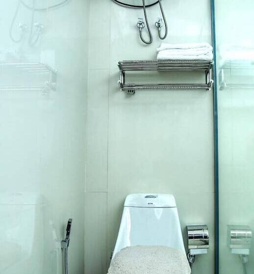 בית מלון כפרי Royal Lake