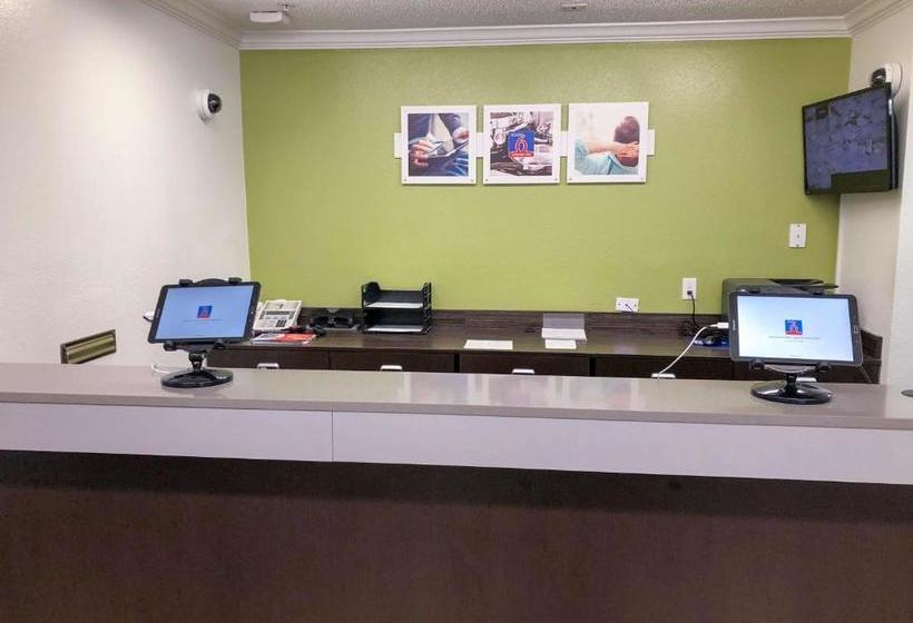 בית מלון כפרי Studio 6 Houston, Tx  Westchase