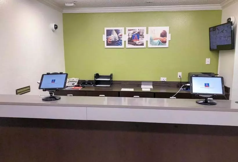 ホテル Studio 6 Houston, Tx  Westchase