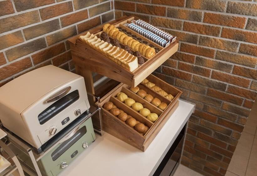 Garner Hotel Osaka Honmachi Midosuji By Ihg