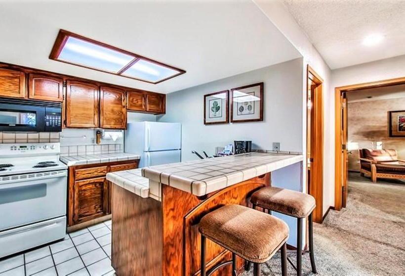 منتجع The Tahoe Beach & Ski Club Owners Association