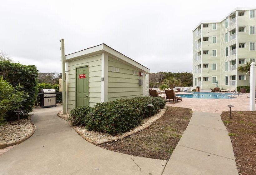 Sands Beach Club 1114 Penthouse By Palmetto Vacation Rentals