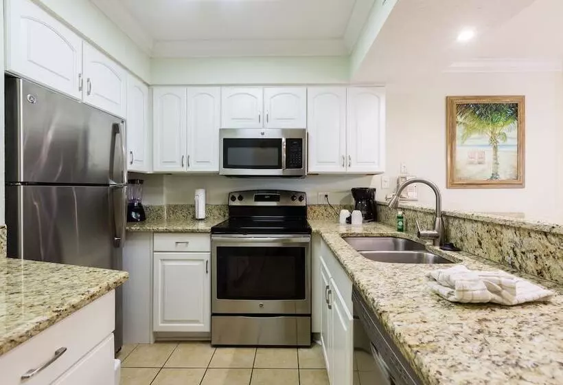 Sands Beach Club 1114 Penthouse By Palmetto Vacation Rentals