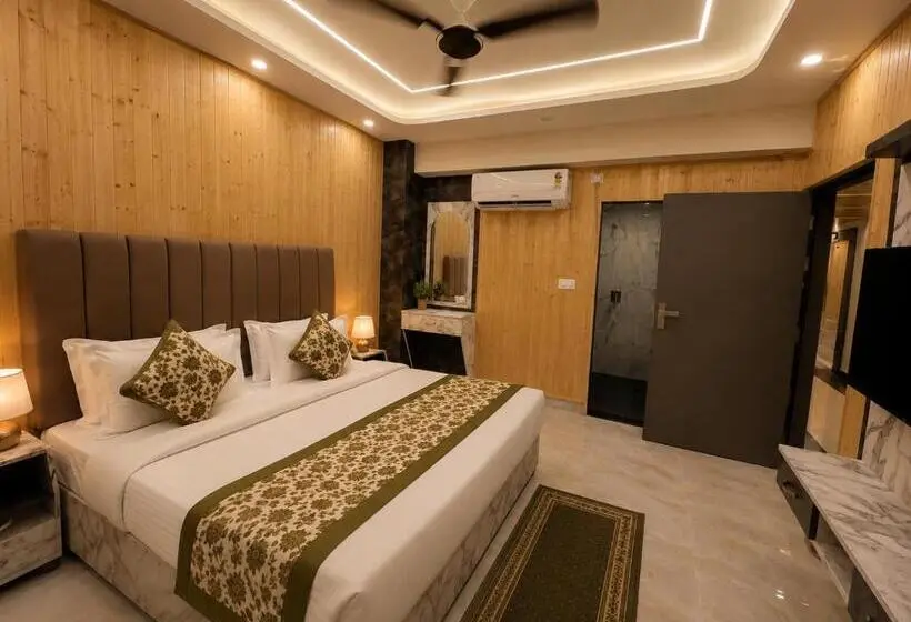 Sitara Premium Hotel Aura, Haridwar