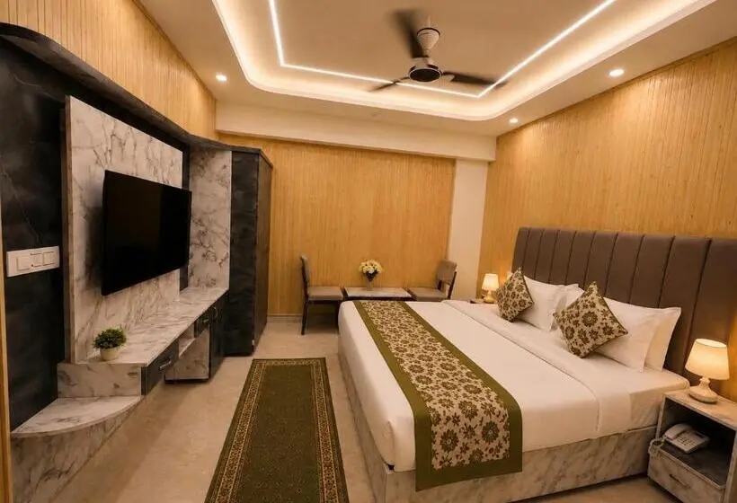 Sitara Premium Hotel Aura, Haridwar