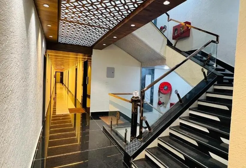 Sitara Premium Hotel Aura, Haridwar