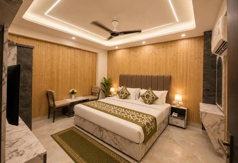 Sitara Premium Hotel Aura, Haridwar