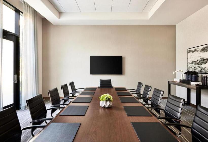 Ac Hotel By Marriott Dallas By The Galleria