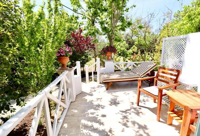 تختخواب و صبحانه Kemerbag 29 Adults Only