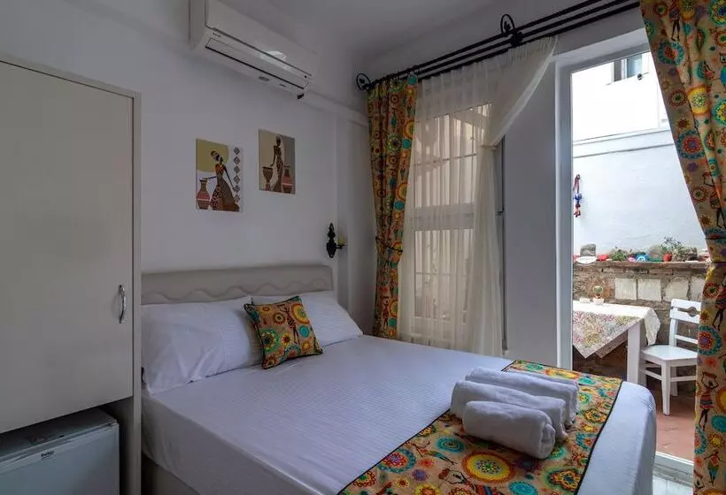 E2 Deniz Otel