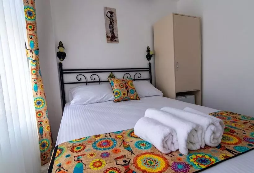E2 Deniz Otel