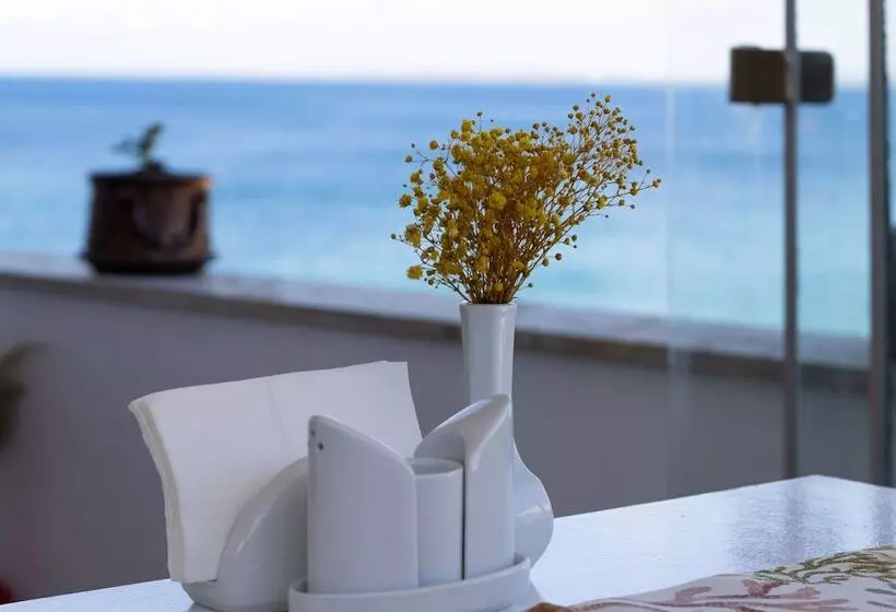 E2 Deniz Otel