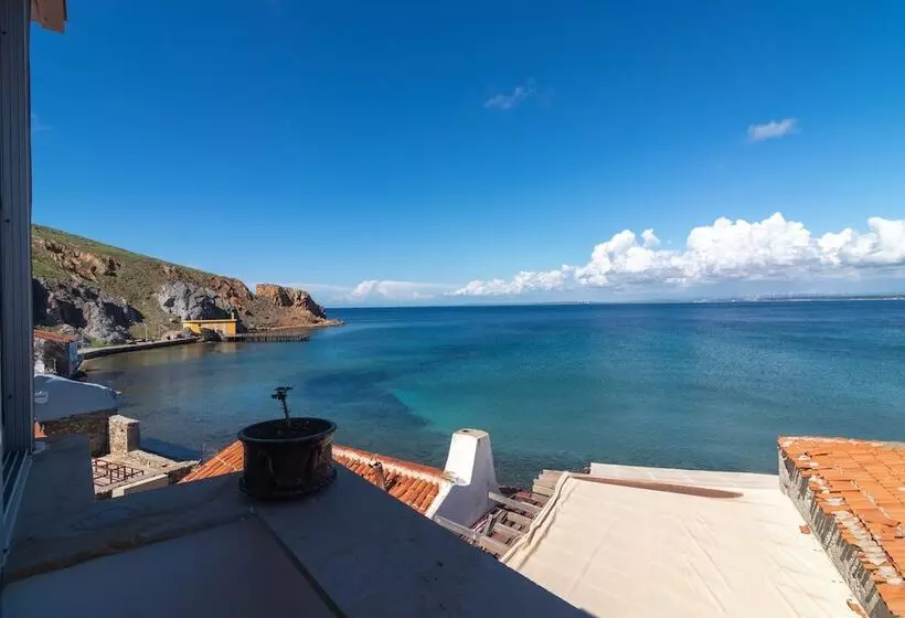 E2 Deniz Otel
