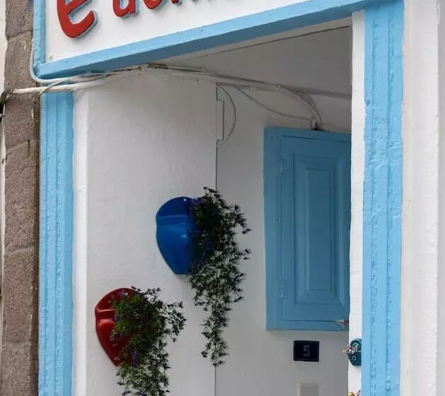 E2 Deniz Otel