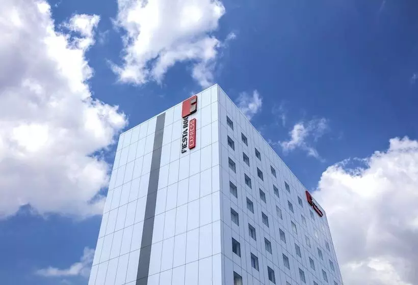 ホテル Fiesta Inn Express Monterrey Centro