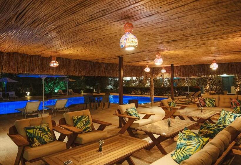 Lemon Garden Hotel Turkbuku