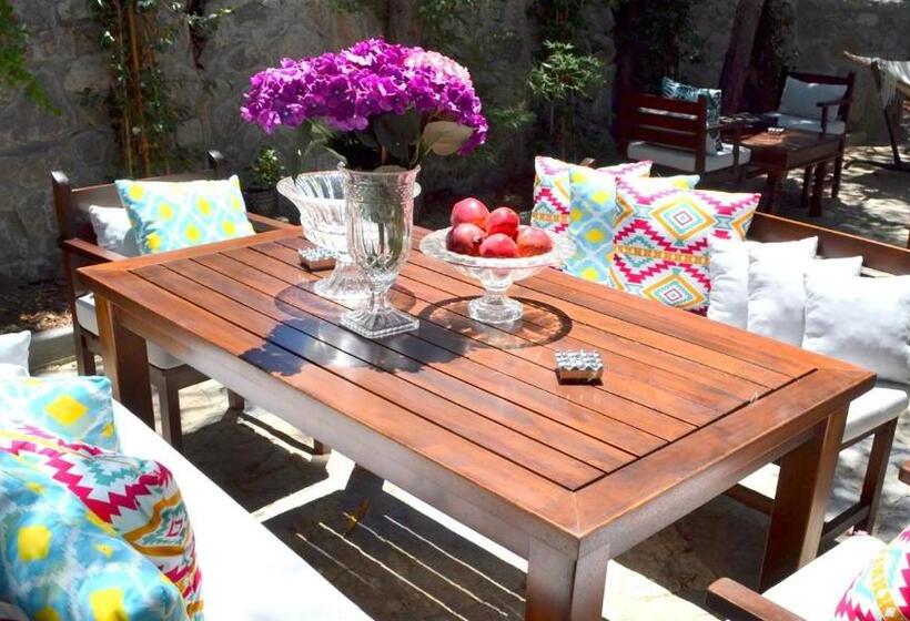 Lemon Garden Hotel Turkbuku