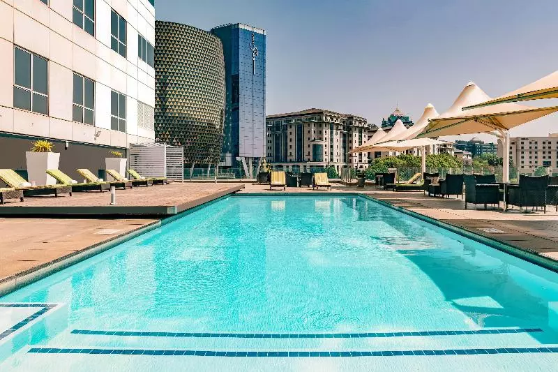 Hotelli Radisson Blu  Sandton Johannesburg