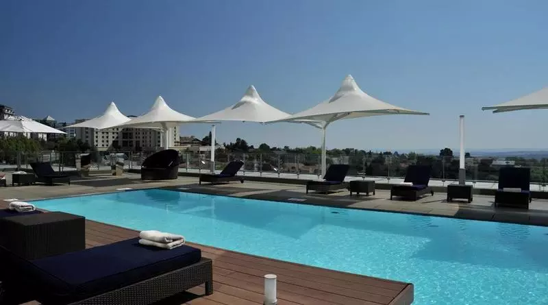 Hotelli Radisson Blu  Sandton Johannesburg