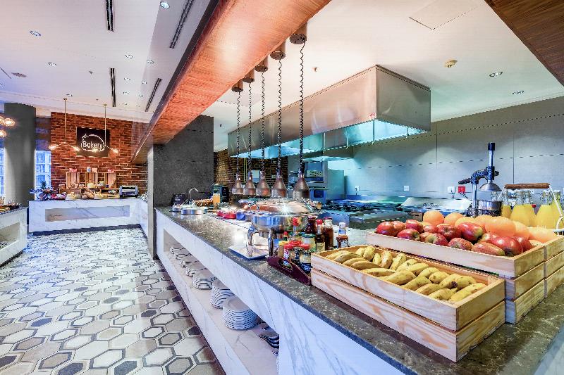 Hotel Radisson Blu  Sandton Johannesburg