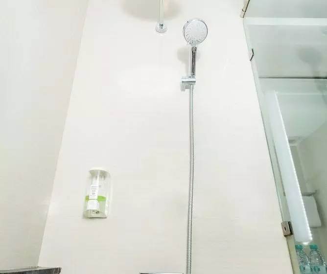 Ohana Hotel Kuta By Zen Rooms