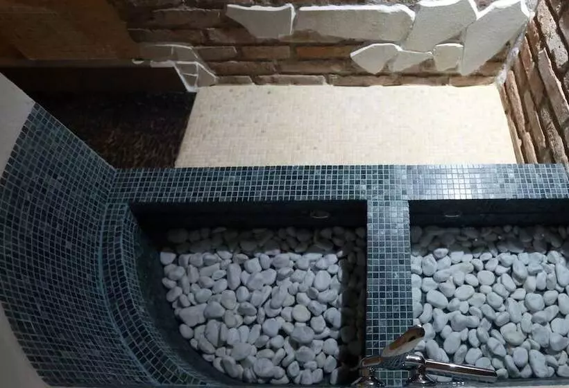 ペンション Penzion & Wellness Zoborska