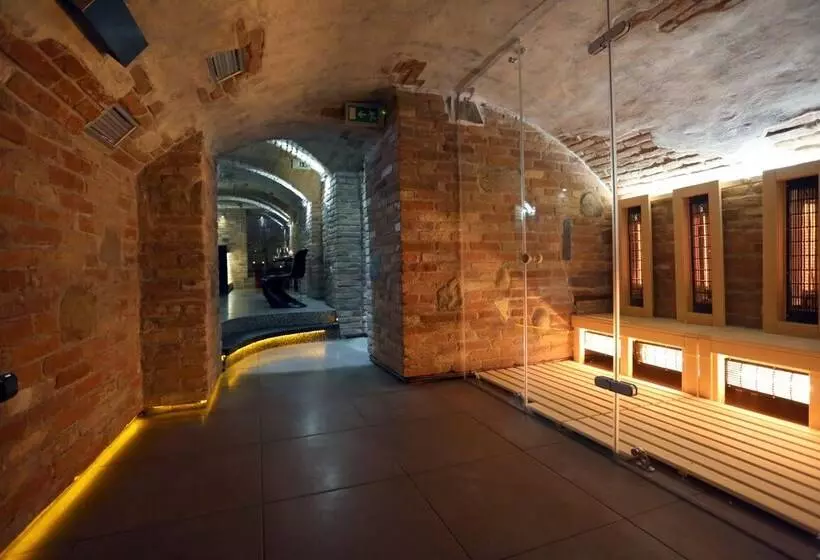 ペンション Penzion & Wellness Zoborska