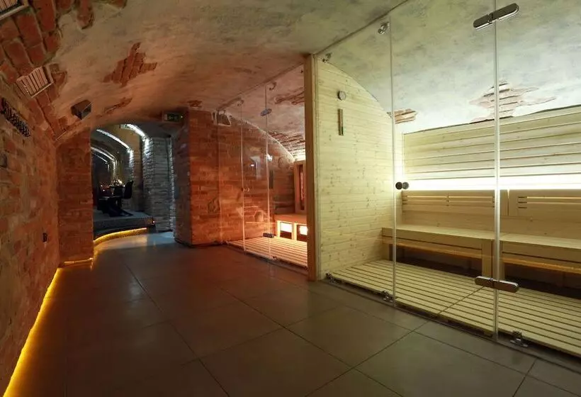 ペンション Penzion & Wellness Zoborska