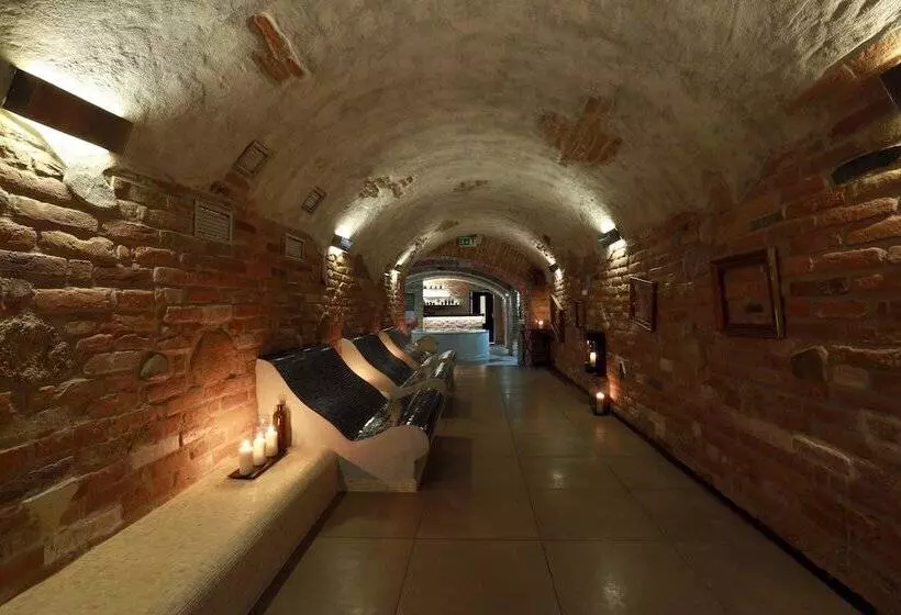 ペンション Penzion & Wellness Zoborska