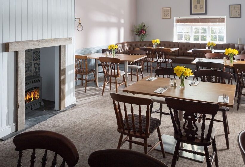 فندق صغير Rashleigh Arms