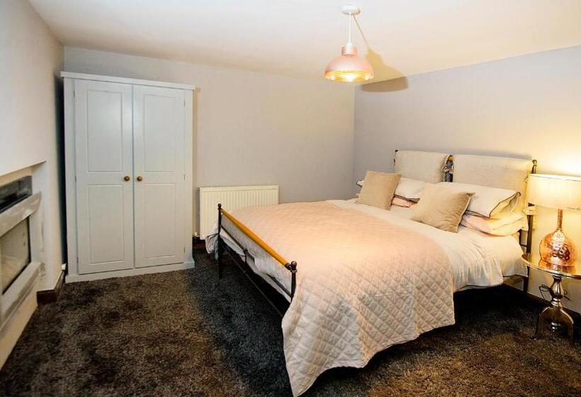 호스텔 The Falls Of Dochart Inn