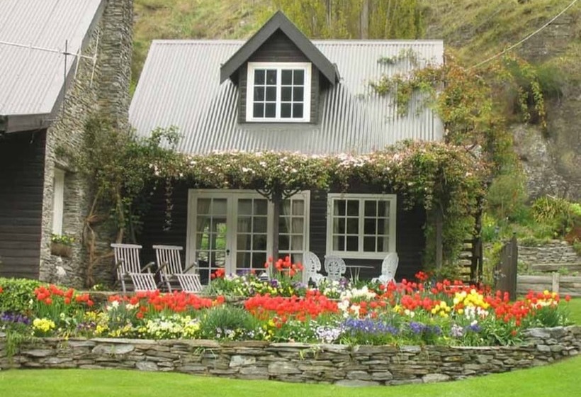 Bed and Breakfast Trelawn Place