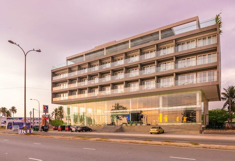 فندق Blue Beach Galle