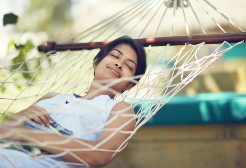 בית מלון כפרי Jetwing Surf