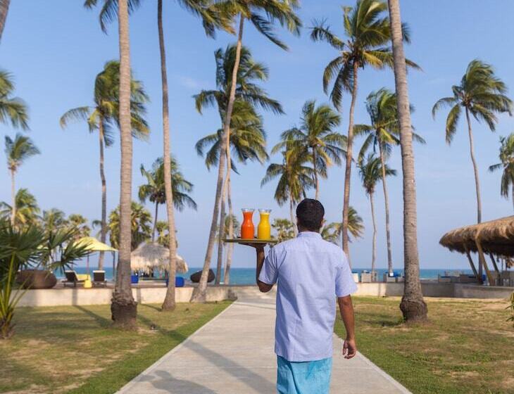 בית מלון כפרי Jetwing Surf