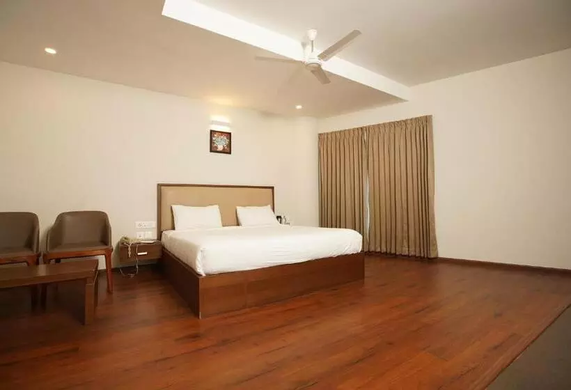 ホテル Malabar Residency