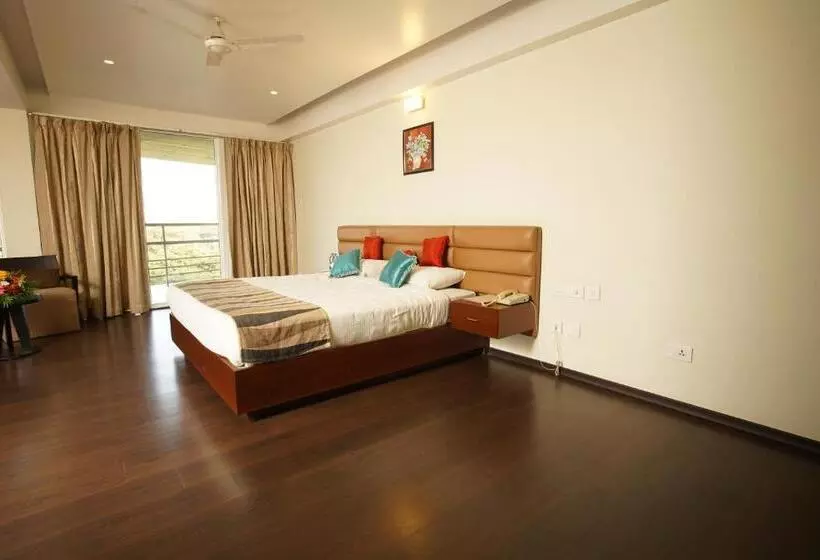 ホテル Malabar Residency