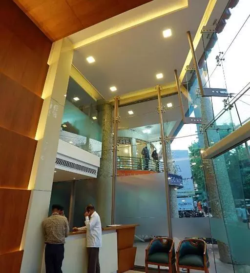 ホテル Malabar Residency