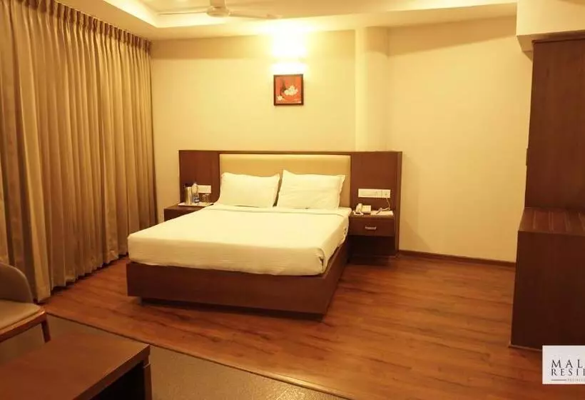 ホテル Malabar Residency
