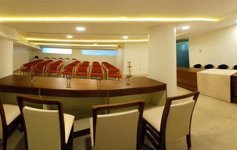 هتل Malabar Residency